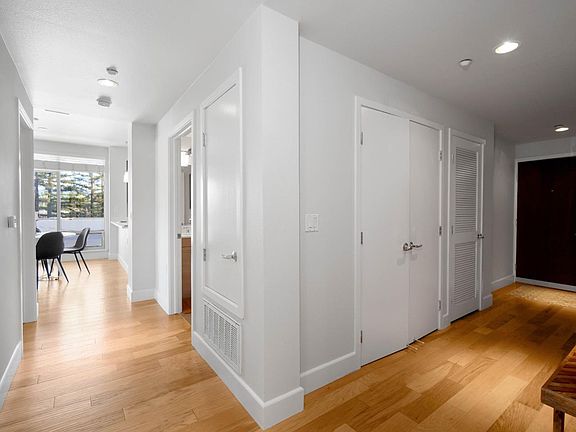 4th image of 555 Ygnacio Valley Rd Unit 218