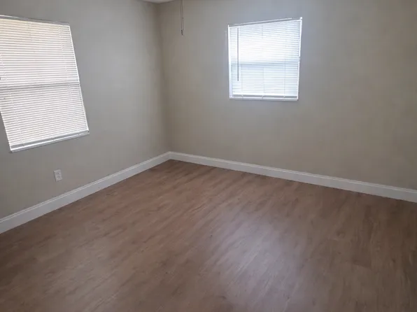 108 Flint St APT B, Sebastian, FL 32958