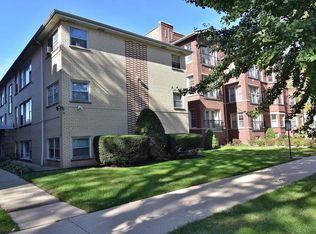 4420 N Winchester Ave #2E, Chicago, IL 60640