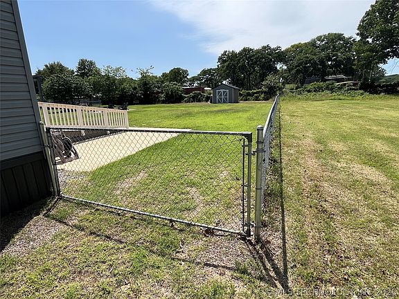 3rd image of 3643 Osage Dr