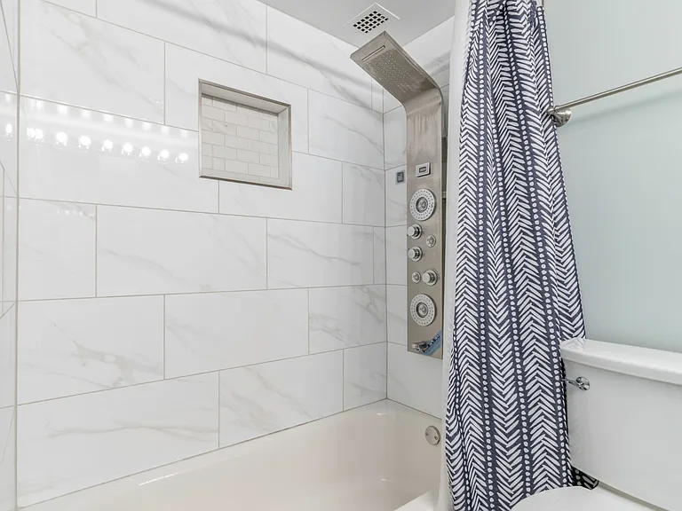 301 N Beauregard St #902 — Photo 30
