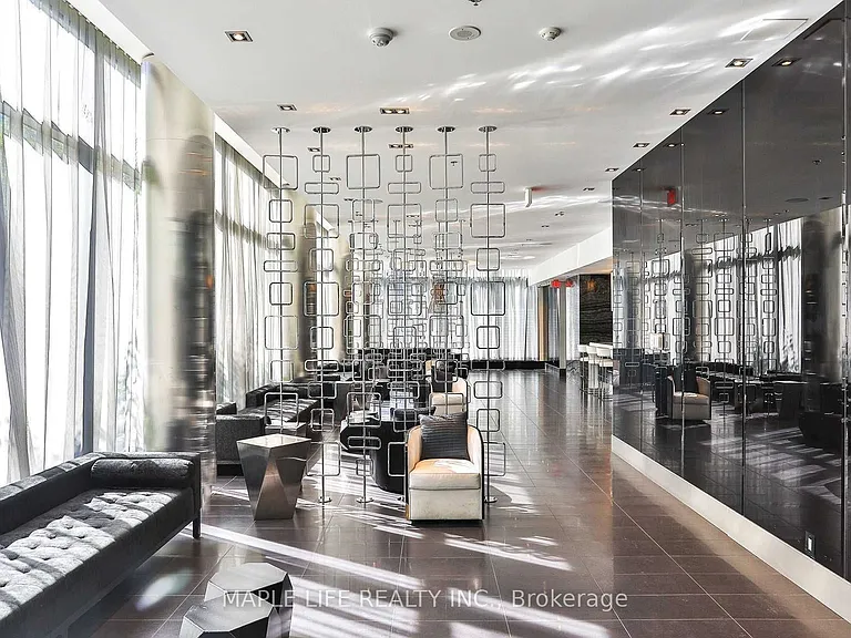28 Ted Rogers Way #1802 — Photo 2