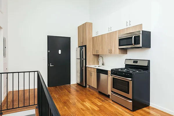 Rented by Nooklyn NYC LLC | media 88