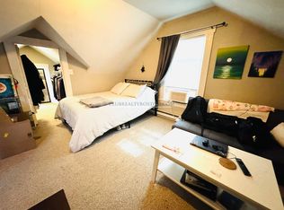 95 High St #2L, Waltham, MA 02453