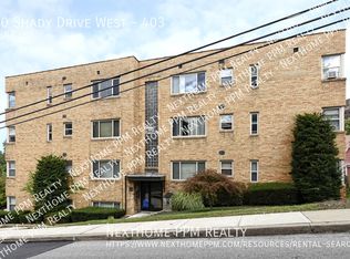 20 Shady Dr W APT 403, Mt Lebanon, PA 15228