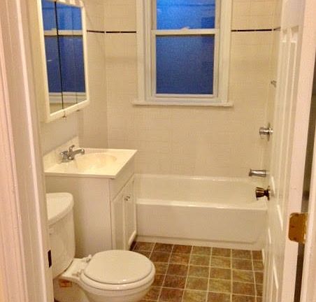 4th image of 5358 N Wolcott Ave #3W