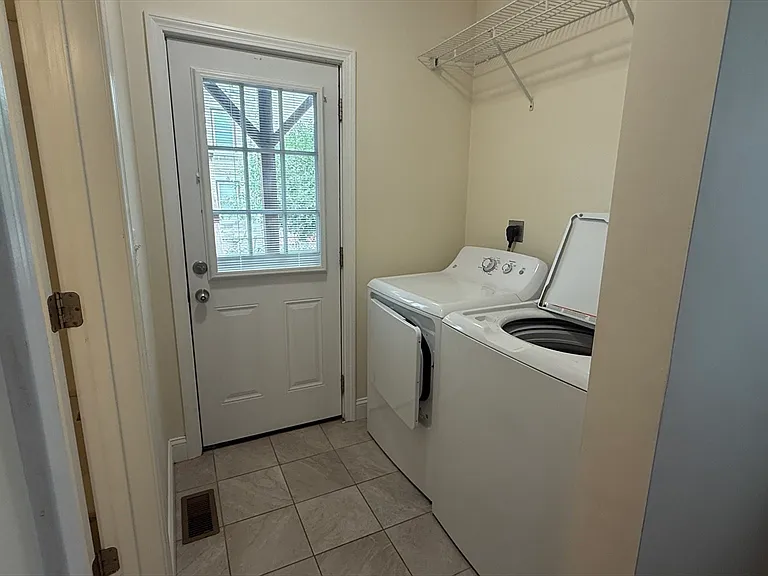 48 Bow St #1 — Photo 9