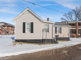 912 Essig Ct NW, Canton, OH 44703