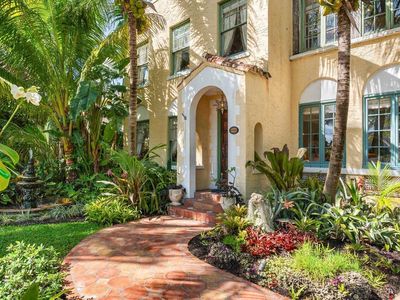 739 Sunset Road, West Palm Beach, FL, 33401
