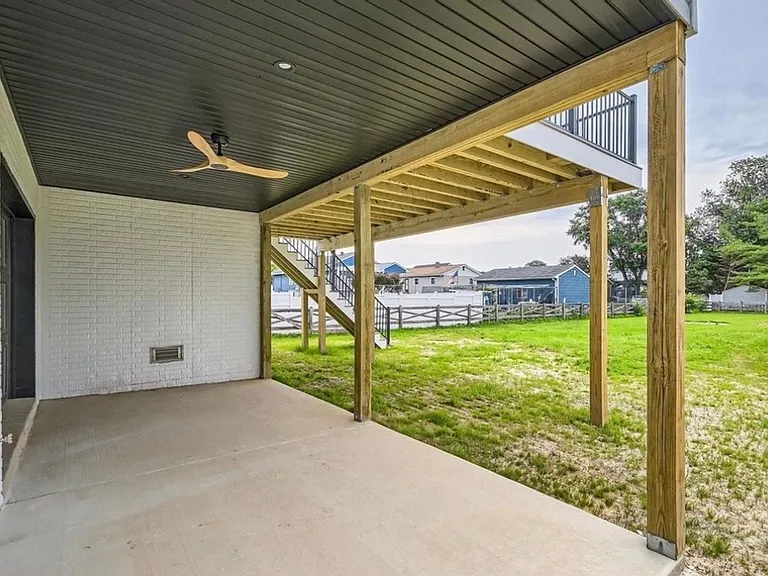 6931 River Dr — Photo 47