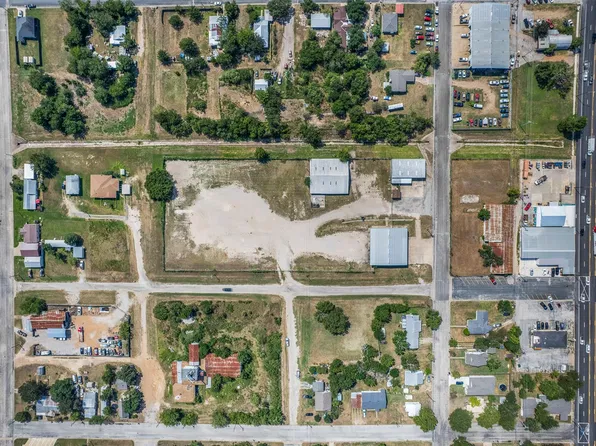 TRACT 4 S Titus St, Giddings, TX 78942