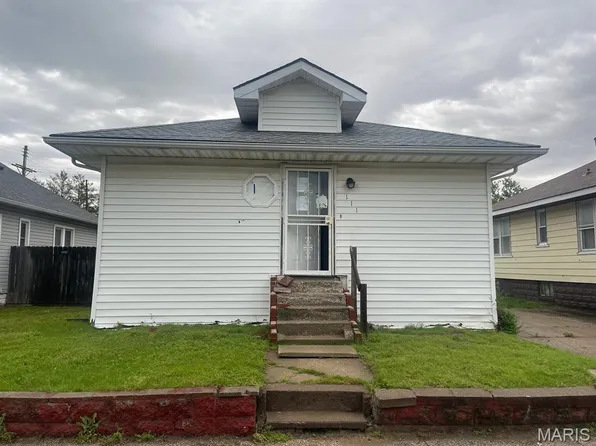111 Kingshighway, East Alton, IL 62024