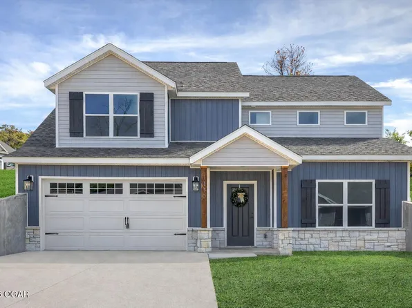 1110 E 42nd St, Joplin, MO 64804