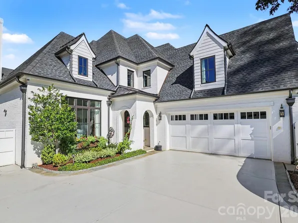 1318 S Kings Dr, Charlotte, NC 28207