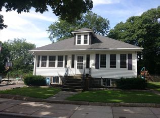 35 Woodley Ave, West Roxbury, MA 02132