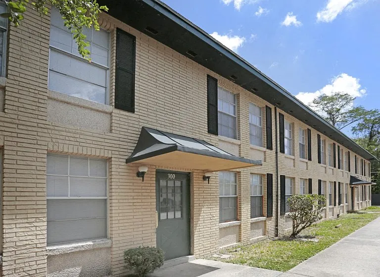 Park Place Apartments — Photo 5