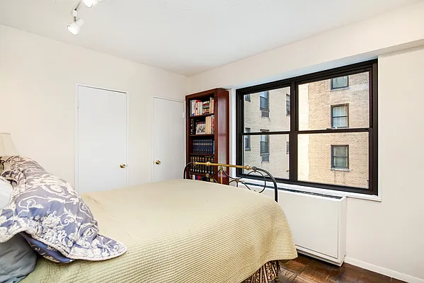 Sold by Compass | media 3