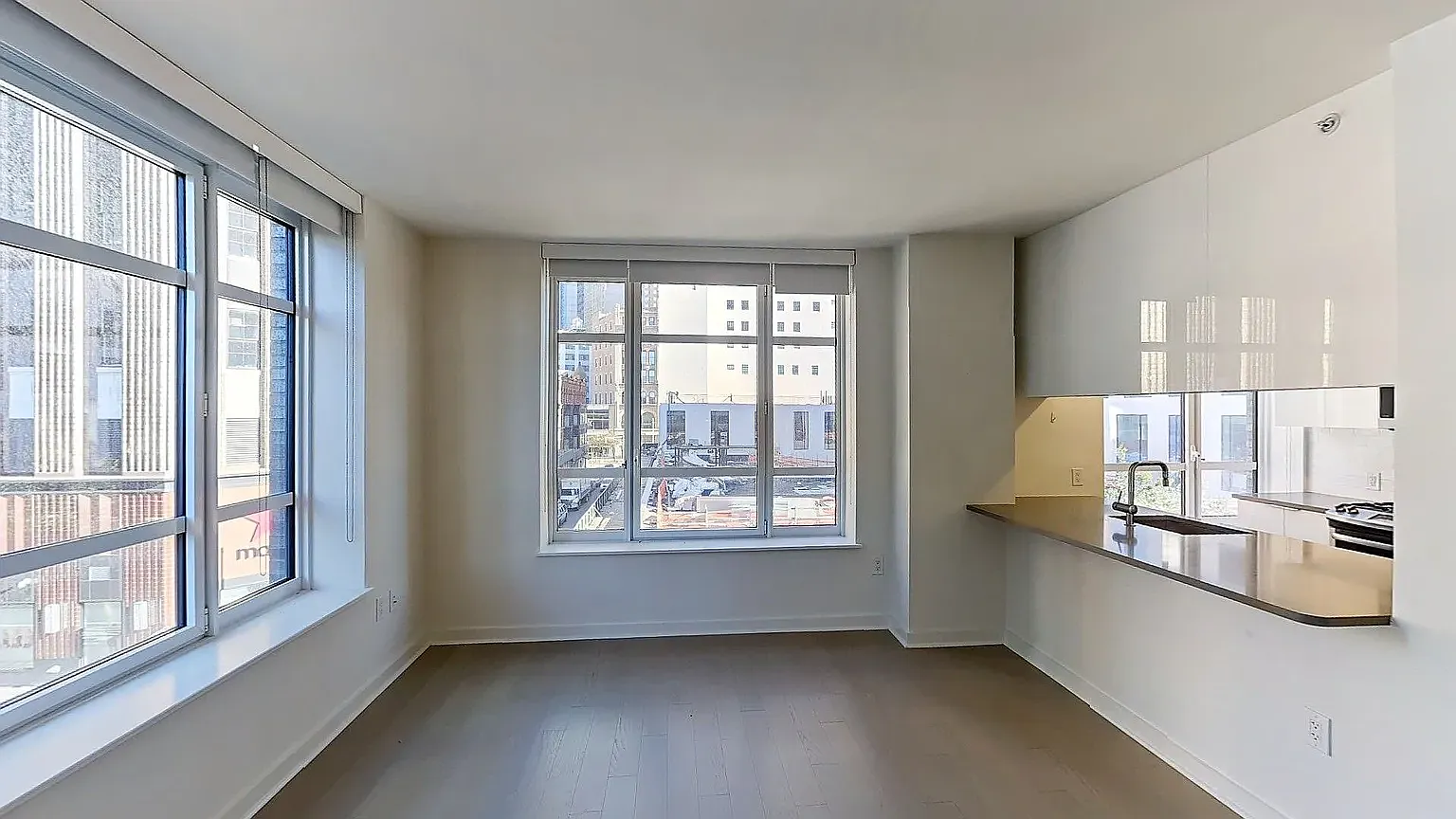 45 Hoyt Street — Photo 2