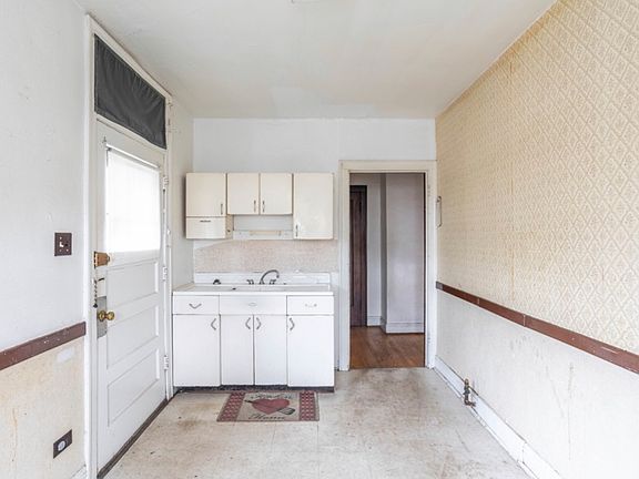 5th image of 144 157th St #3