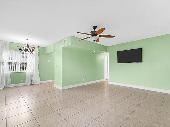 4th image of 268 Coventry L #268