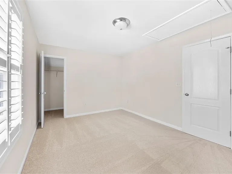 2024 Hoods Fort Cir NW #19 — Photo 13