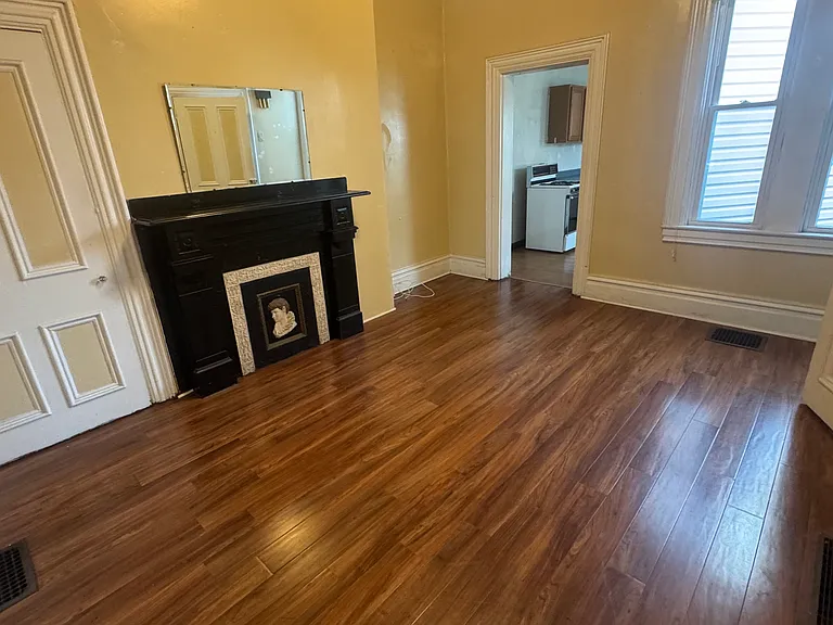 311 Gist St #1 — Photo 4