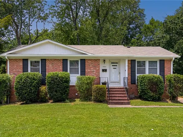 2504 Denise Dr, Greensboro, NC 27407