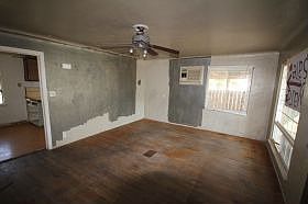 2nd image of 1607 W Oxford Way