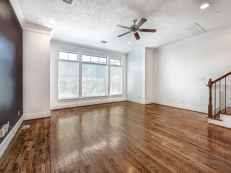 1413 Patterson St — Photo 13