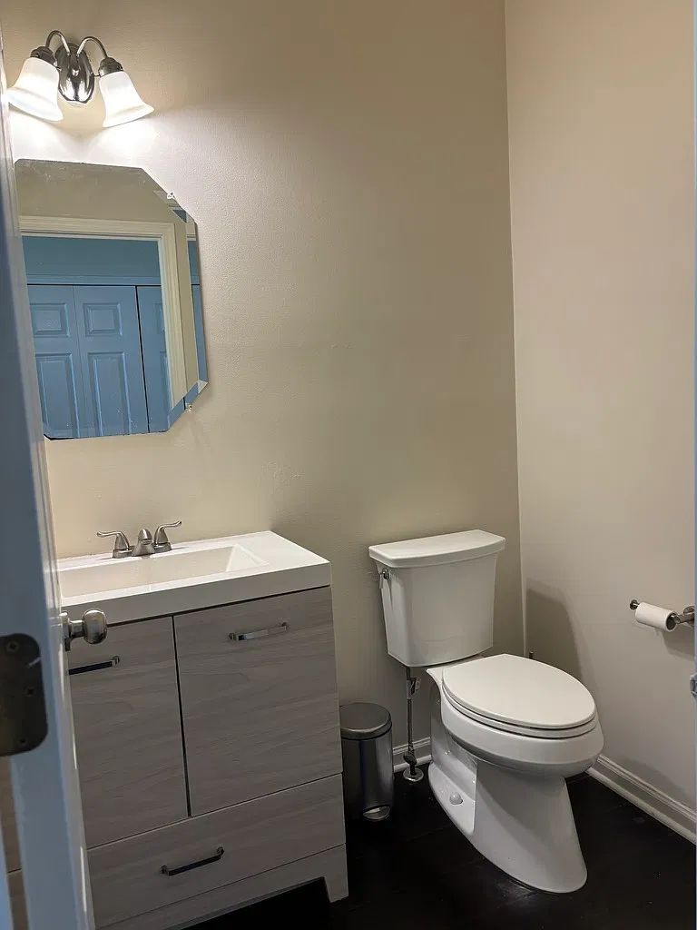 3 bed, 2.5 bath, 1624 sqft, $2,900 — Photo 4