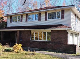 9 Woodland Dr, Bangor, ME 04401