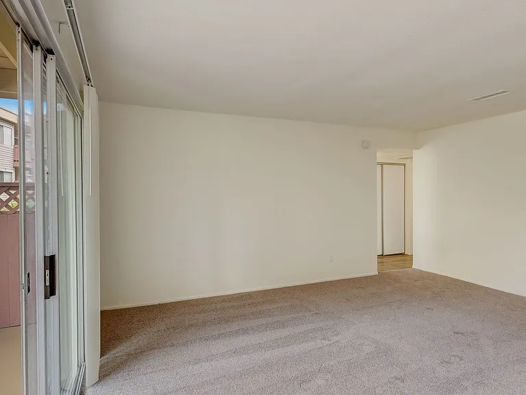 Arbor Park Apartments — Photo 9