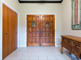 9N873 Koshare Trl, Elgin, IL 60124