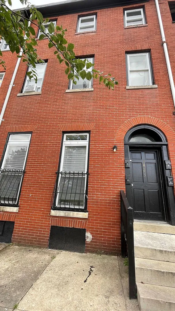 1423 W. Fayette Street — Photo 1