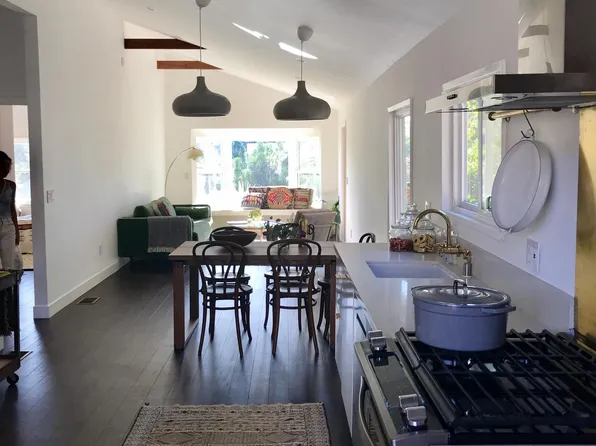 336 Vista Pl, Los Angeles, CA 90042