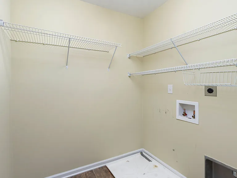 241 Overview St — Photo 21