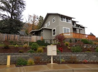 1445 NE Quail Xing, Grants Pass, OR 97526