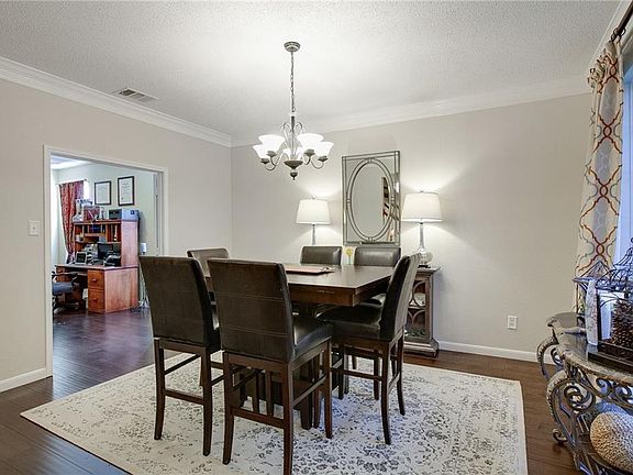 4th image of 2120 Gisbourne Dr