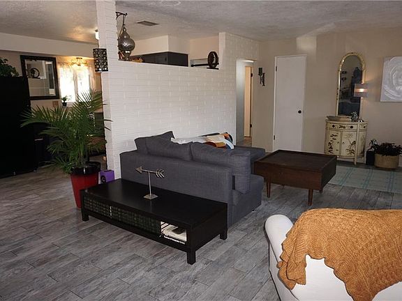 5th image of 2772 52nd St N