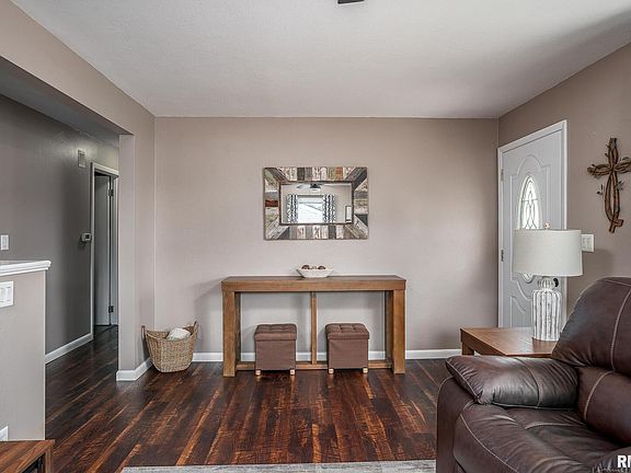 4th image of 818 N Utah Ave