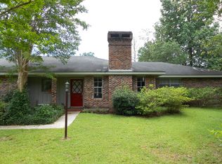 1601 E Lakeshore Dr, Carriere, MS 39426