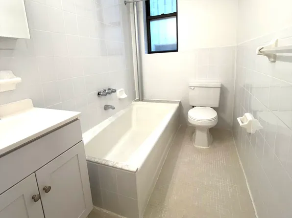 315 8th Avenue image 11 of 14