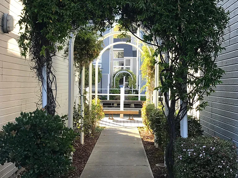826 Boardwalk Pl — Photo 1