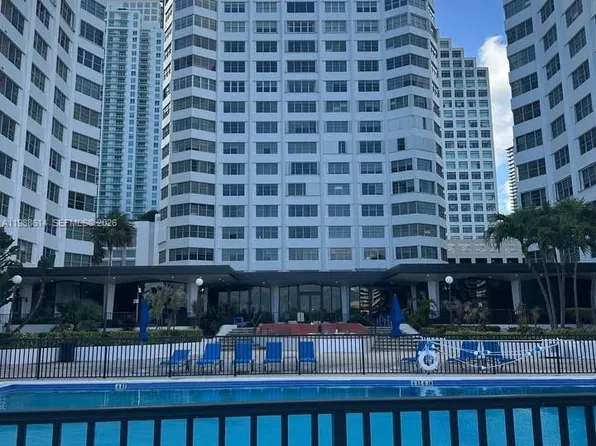 825 Brickell Bay Dr APT 342, Miami, FL 33131