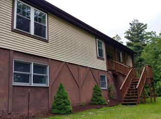 72 White Pines Ln, Leeds, NY 12451