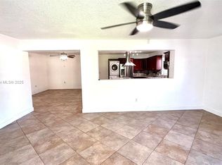 9130 SW 27th St #A, Miami, FL 33165