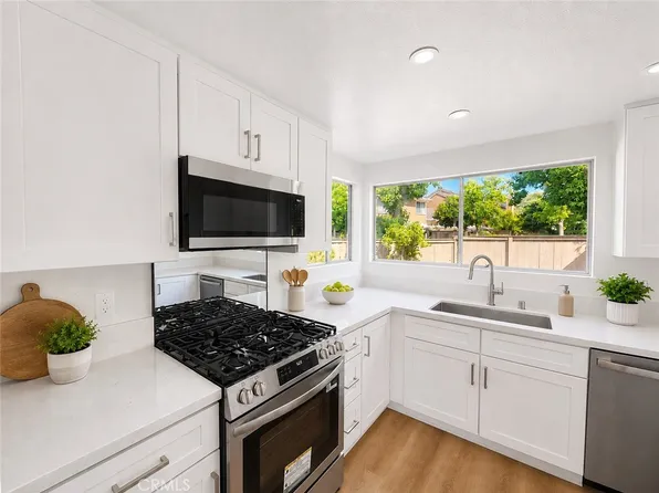 8 Rosewood, Aliso Viejo, CA 92656