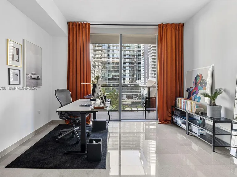 88 SW 7th St #809 — Photo 22