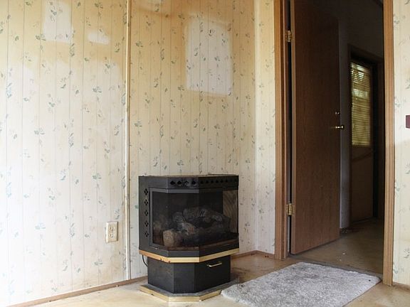 4th image of 71 Crab Orchard Ln