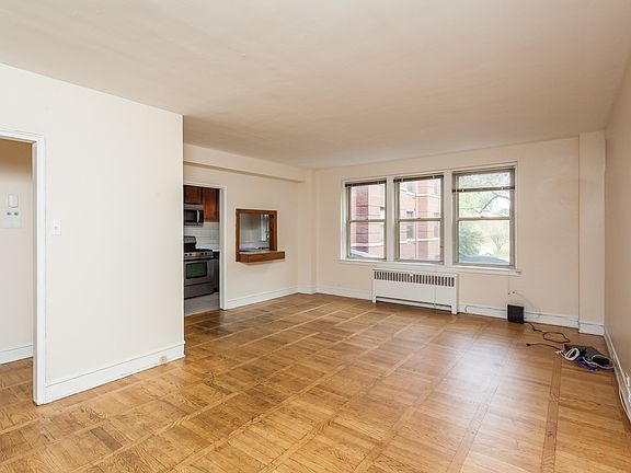 5th image of 4900 N Marine Dr APT 204